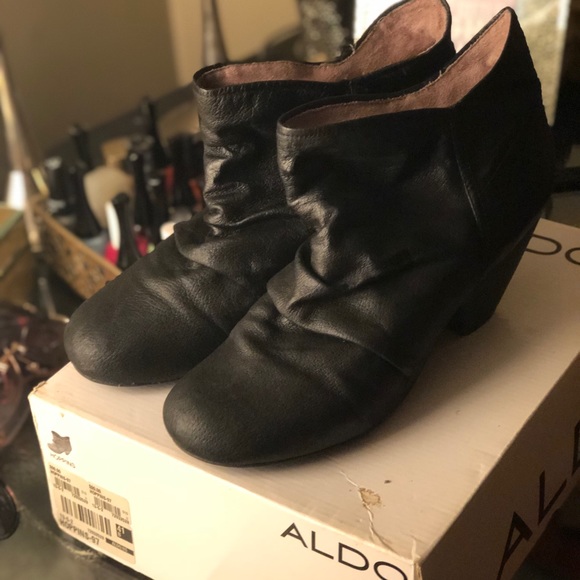 Shoes - Picture 1 of 1